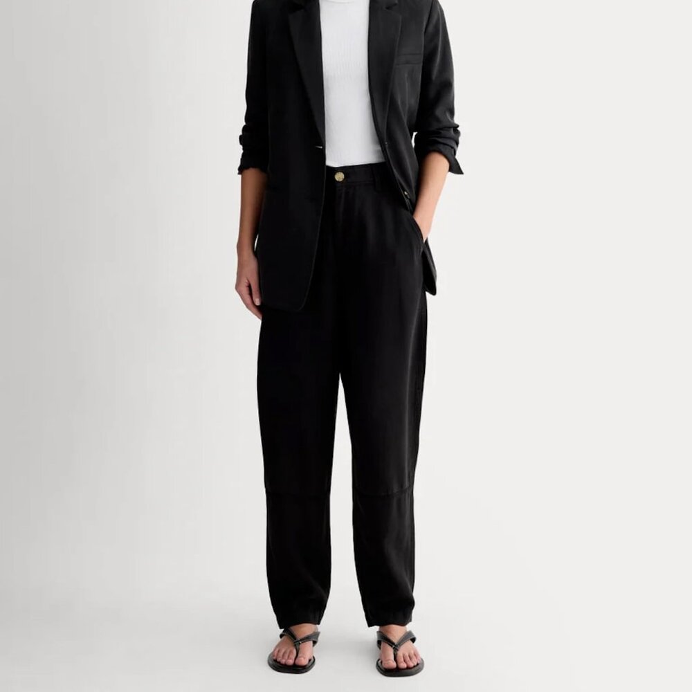 Everlane The Chino in Buttersoft, Black, Size 10